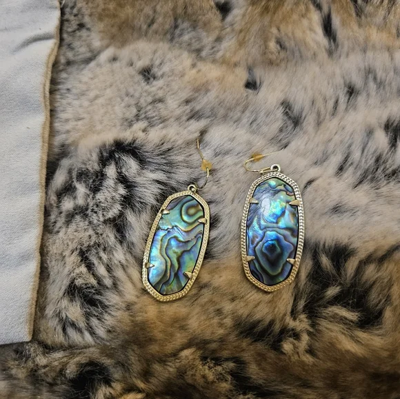 Kendra Scott Earrings - Picture 4 of 4